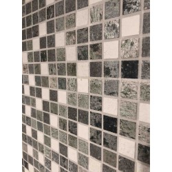 Mosaique en résine et pierre naturelle 100 x 50 cm - 2,5 x 2,5 cm